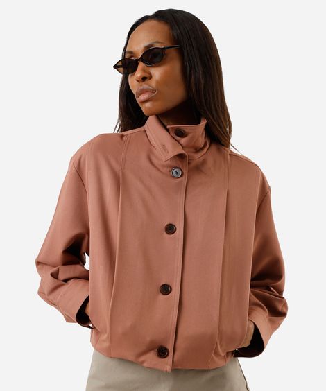 jaqueta feminina gola alta com pregas marrom