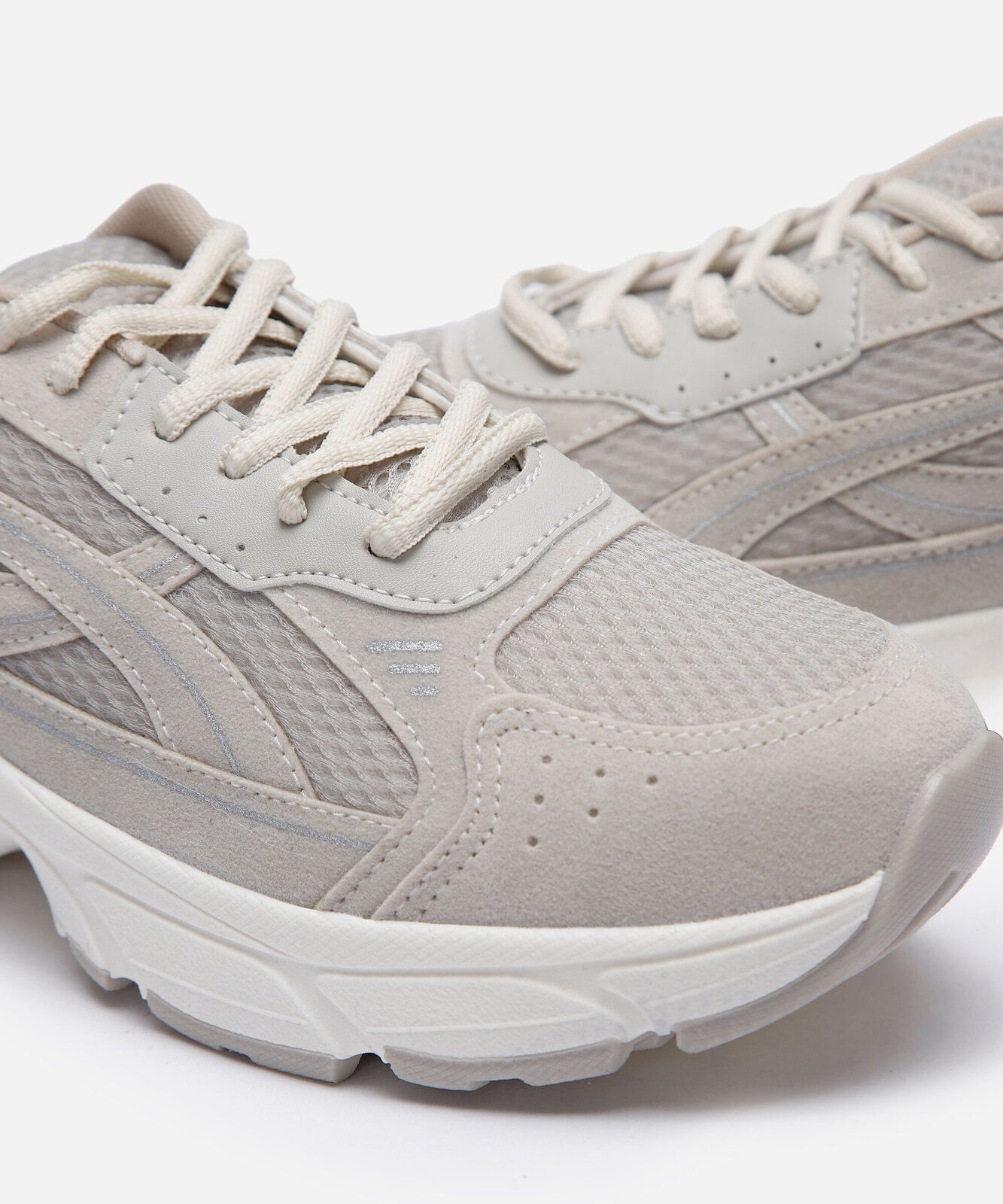 tênis feminino daddy sneaker recortes bege