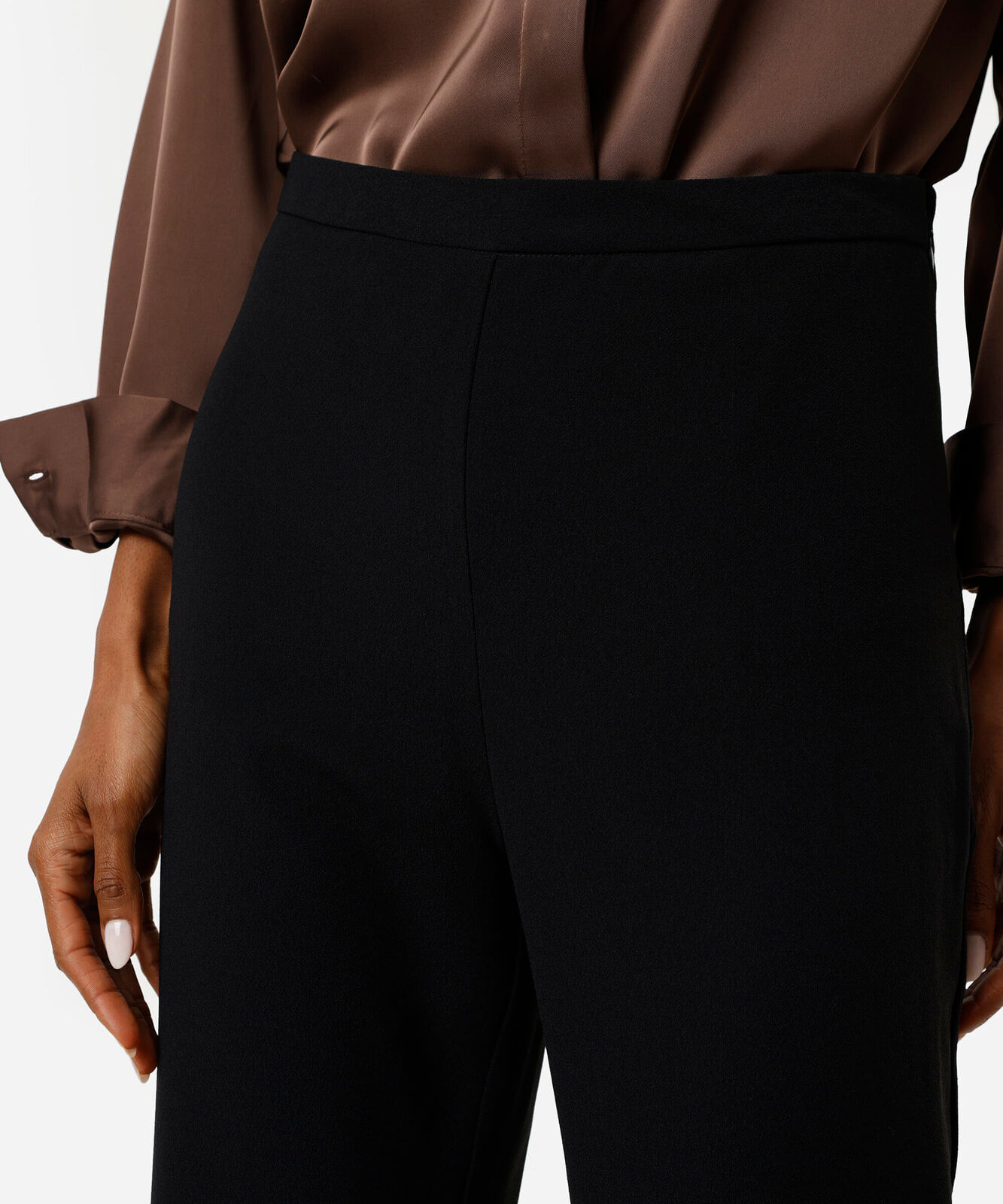 calça flare de alfaiataria feminina cintura alta preta
