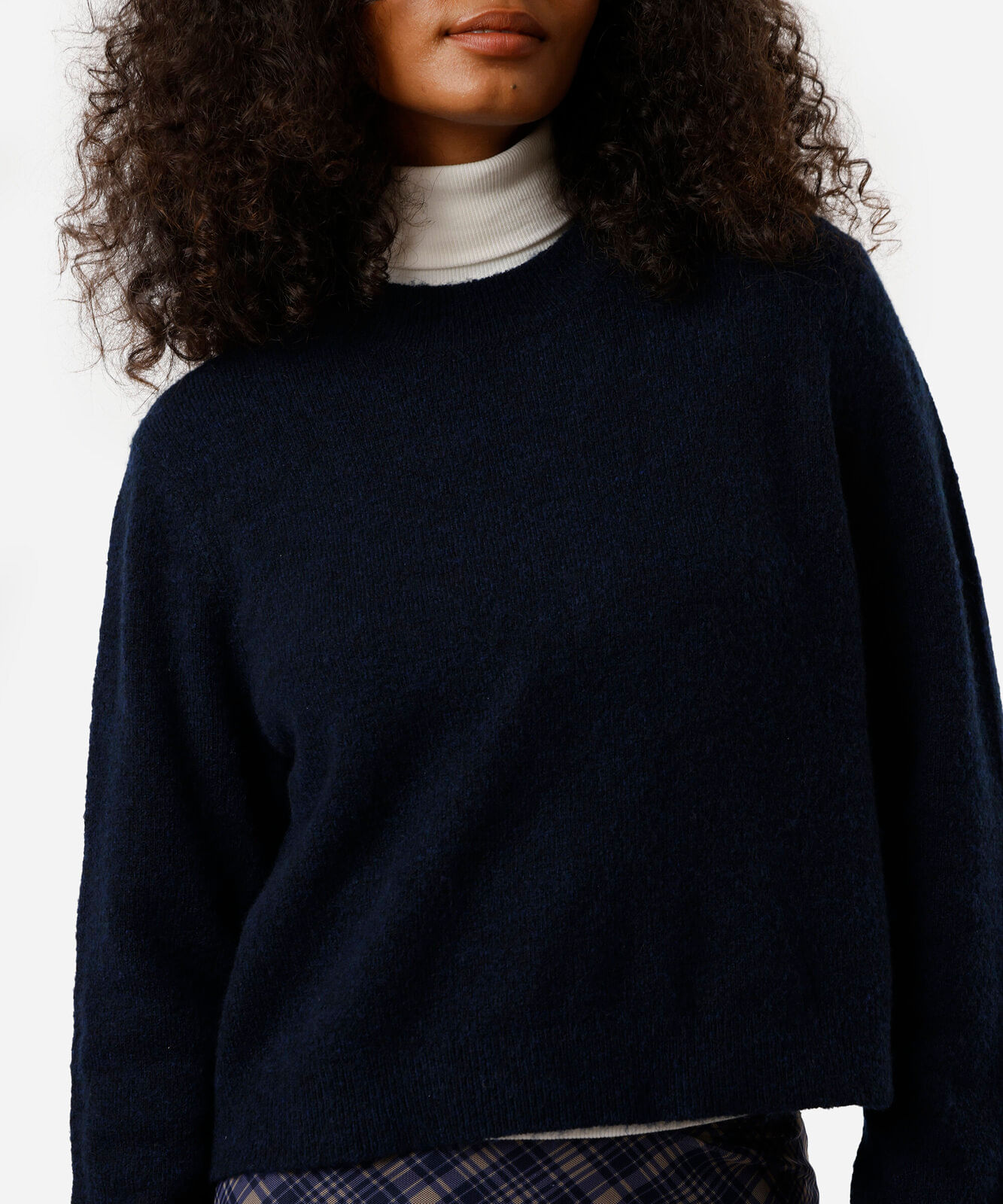 suéter básico feminino cropped de tricot azul