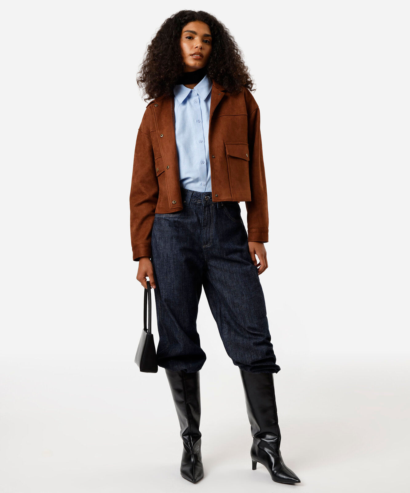 jaqueta feminina de veludo cotelê com bolsos marrom