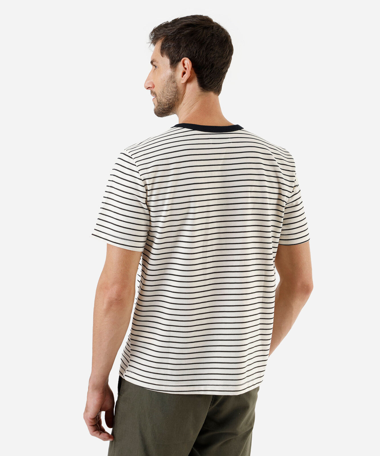 camiseta masculina com algodão manga curta listrada texturizada preta