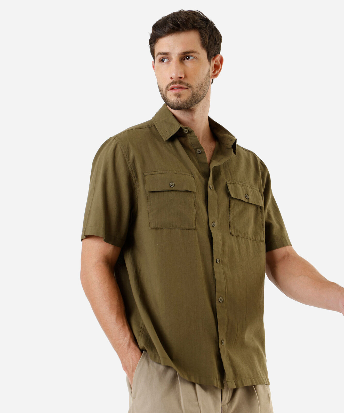 camisa masculina de algodão manga curta com bolsos verde