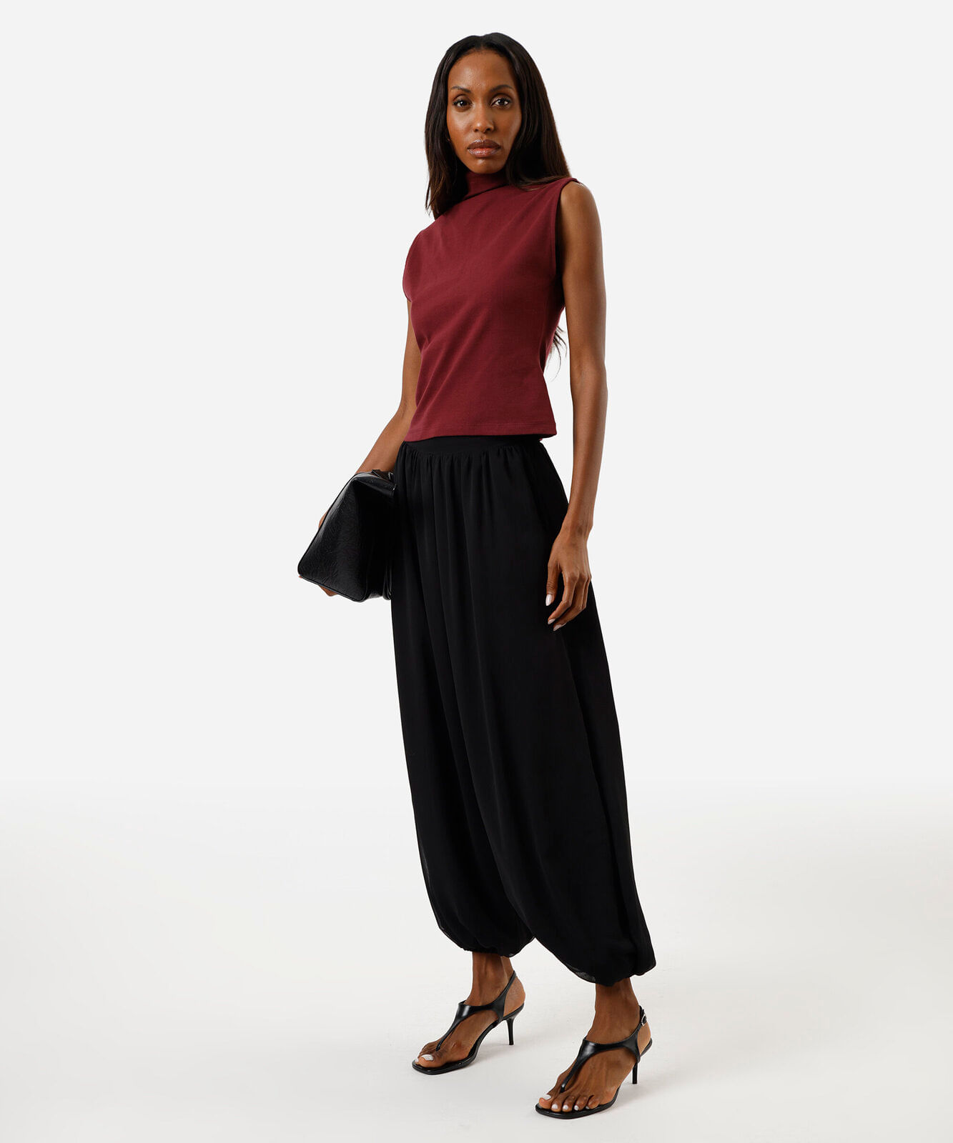 blusa feminina de algodão com gola alta vinho