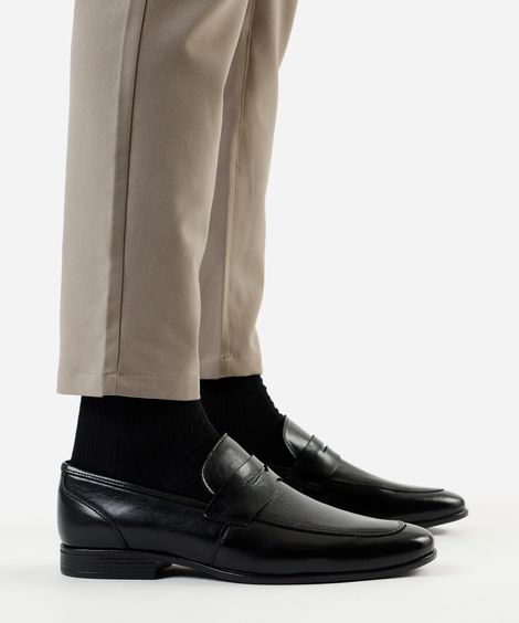 sapato social com recorte preto