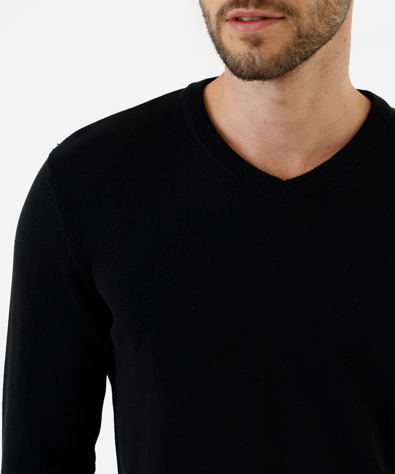 suéter masculino de tricot gola v preto
