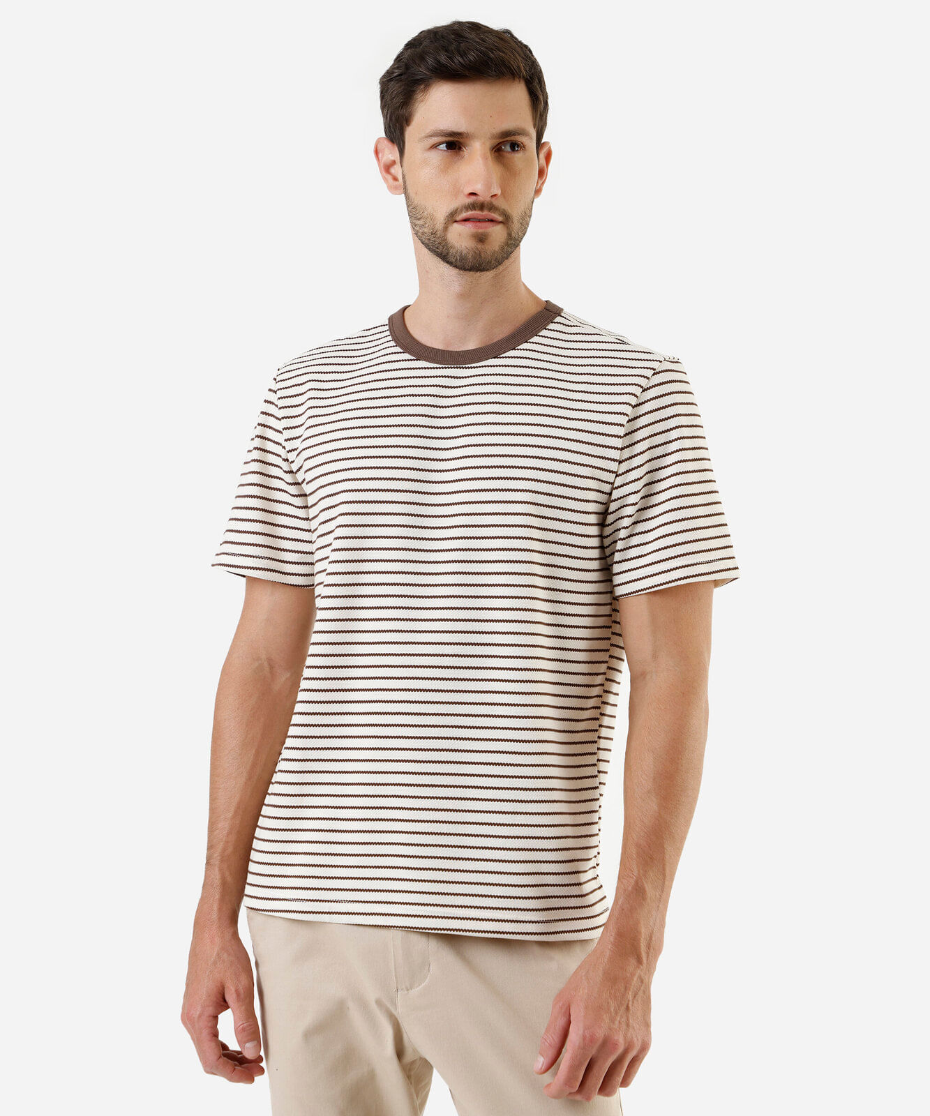 camiseta masculina com algodão manga curta listrada texturizada marrom