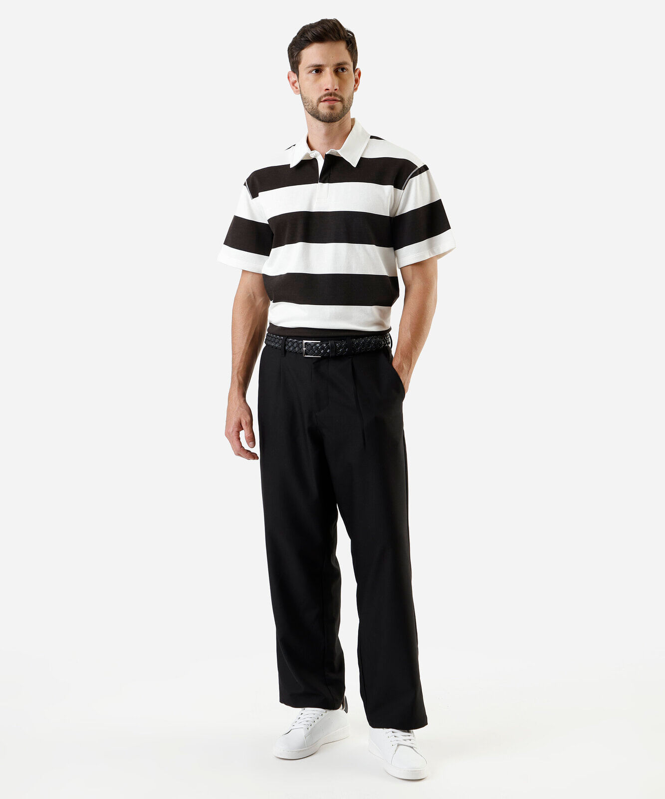polo masculina de moletom listrada  off white