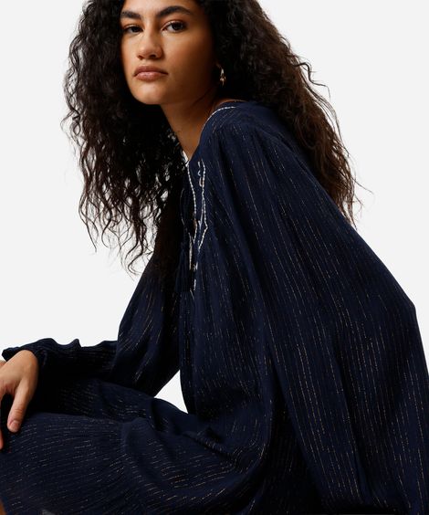 vestido bata curto feminino com lurex e bordado floral azul