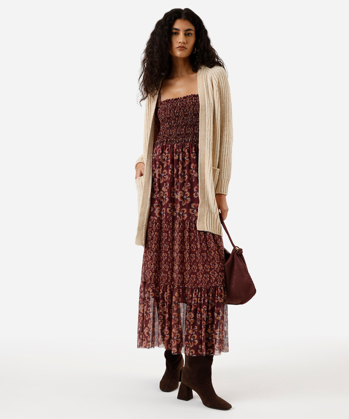 cardigan alongado feminino de tricot chenille com bolsos bege