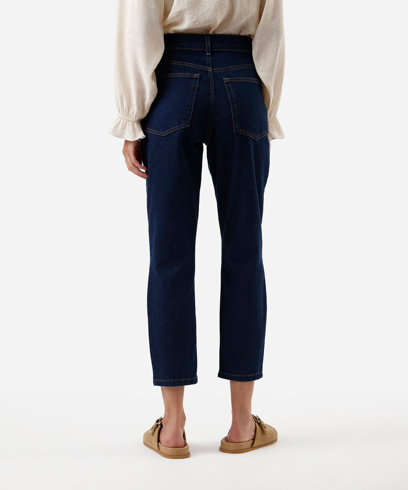 calça mom feminina jeans com bordado floral azul