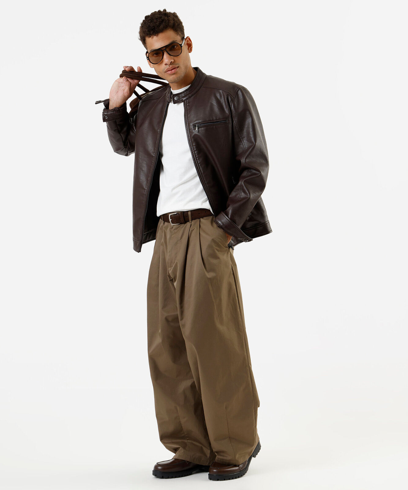 jaqueta masculina de poliuretano marrom