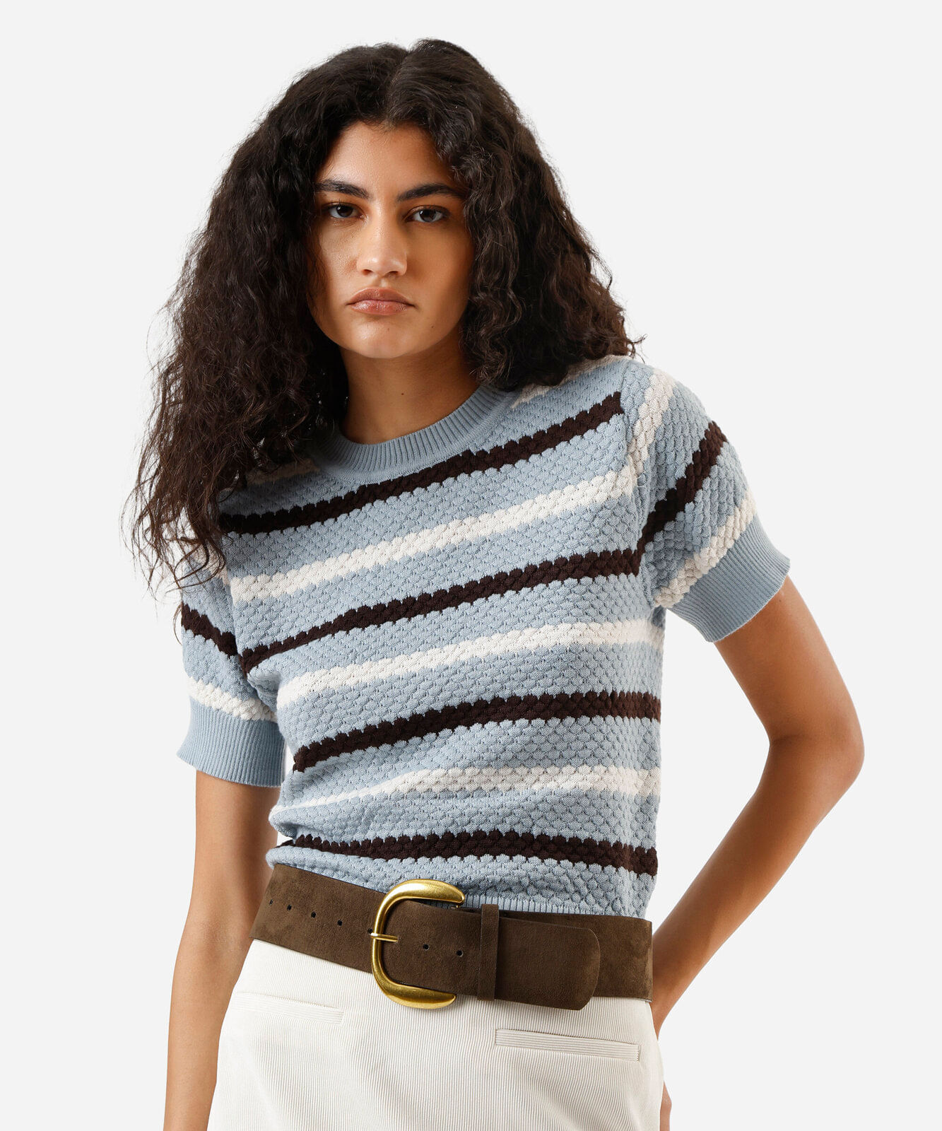blusa feminina de tricot texturizada listrada azul