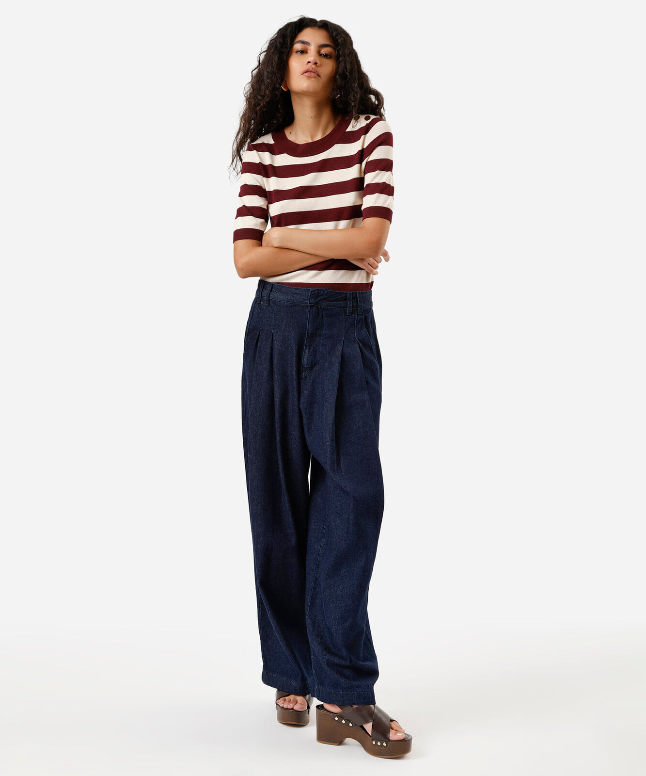 blusa feminina de tricot manga curta listrada vinho