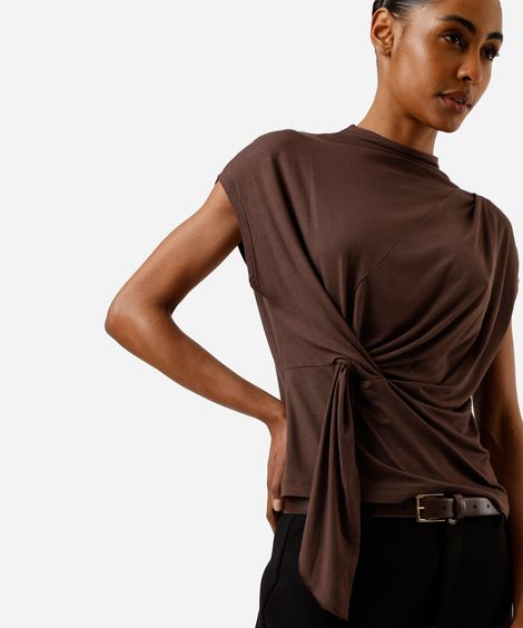 blusa feminina de viscose franzida marrom