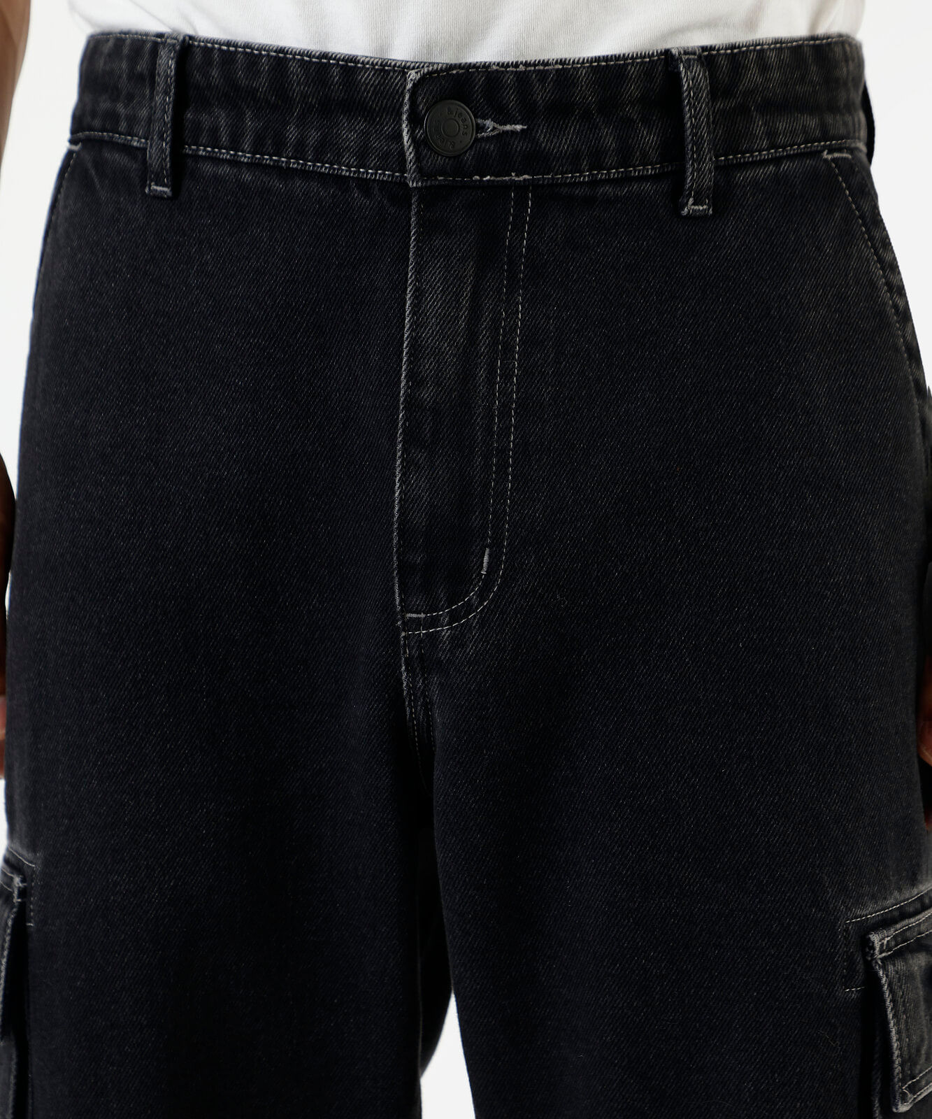 calça jeans wide leg cargo preta