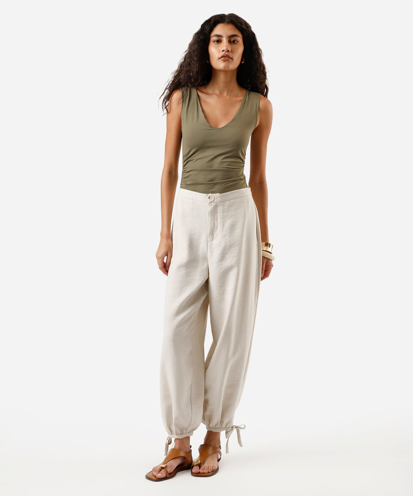 body feminino de poliamida decote v verde