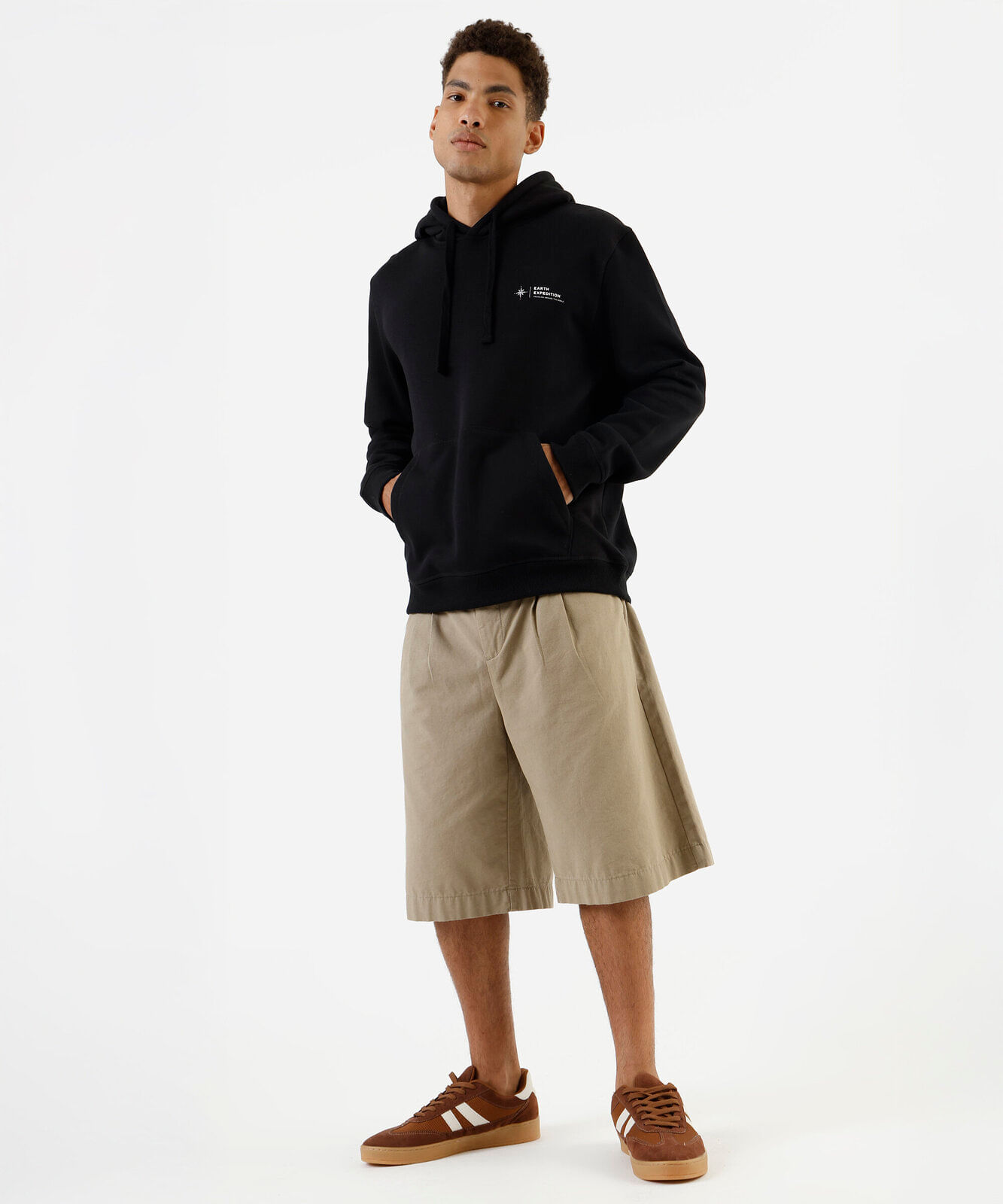 blusão masculino de moletom planeta costas preta
