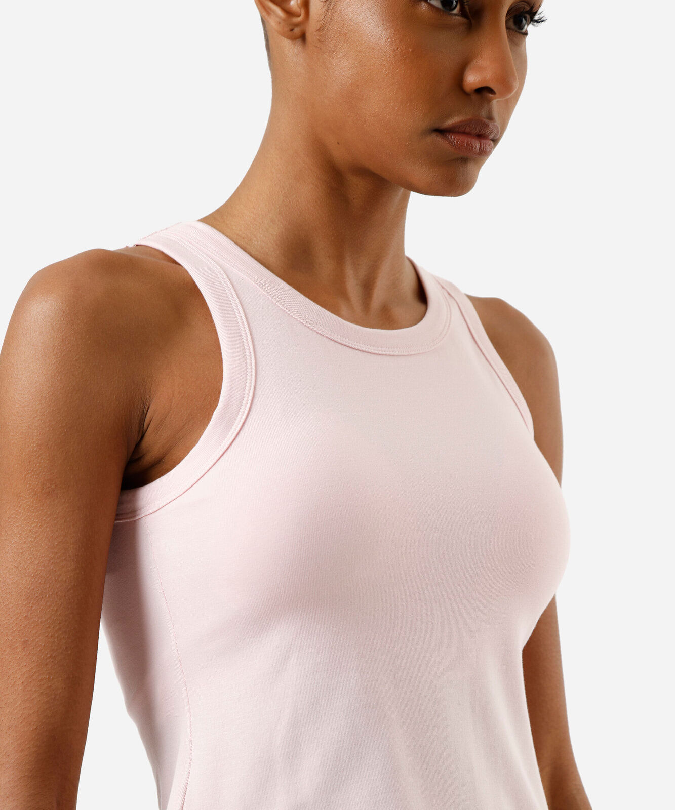 regata feminina cropped com bojo rosa