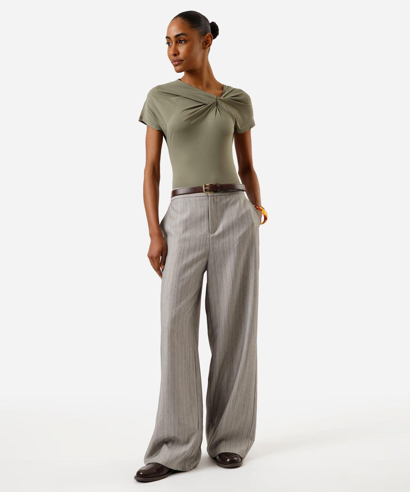 body feminino de poliamida franzido verde