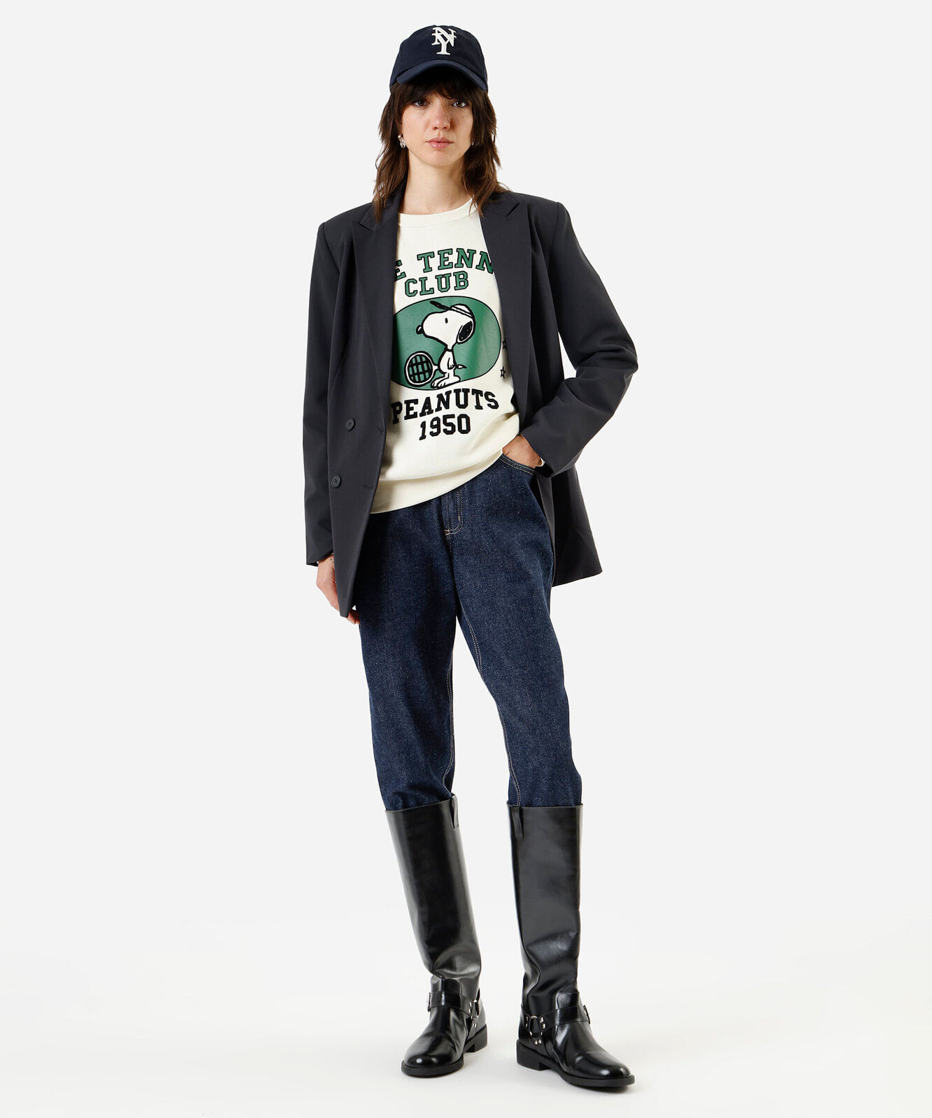 blusão feminino de moletom oversized snoopy bege