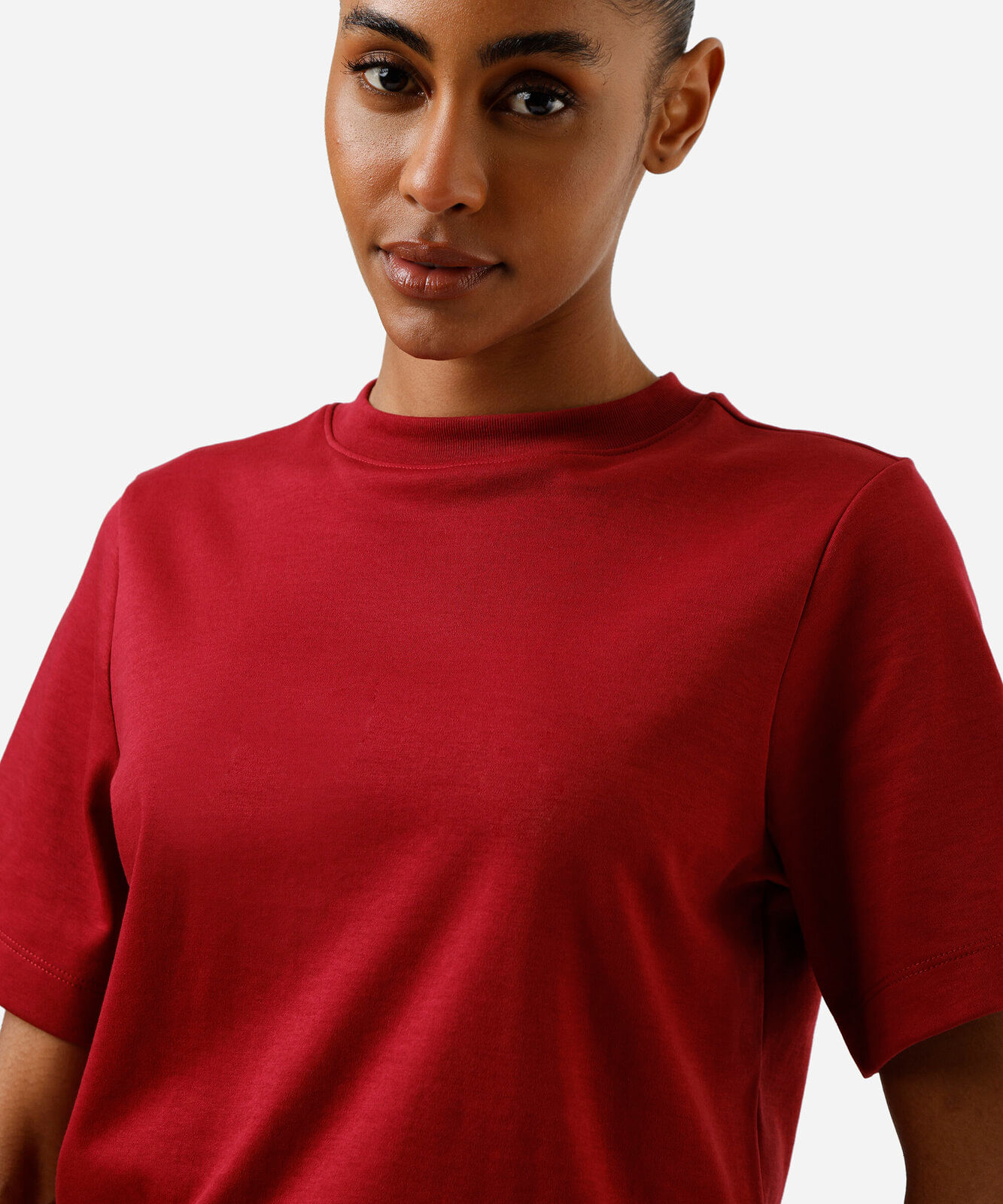 camiseta básica feminina de algodão peruano vermelha
