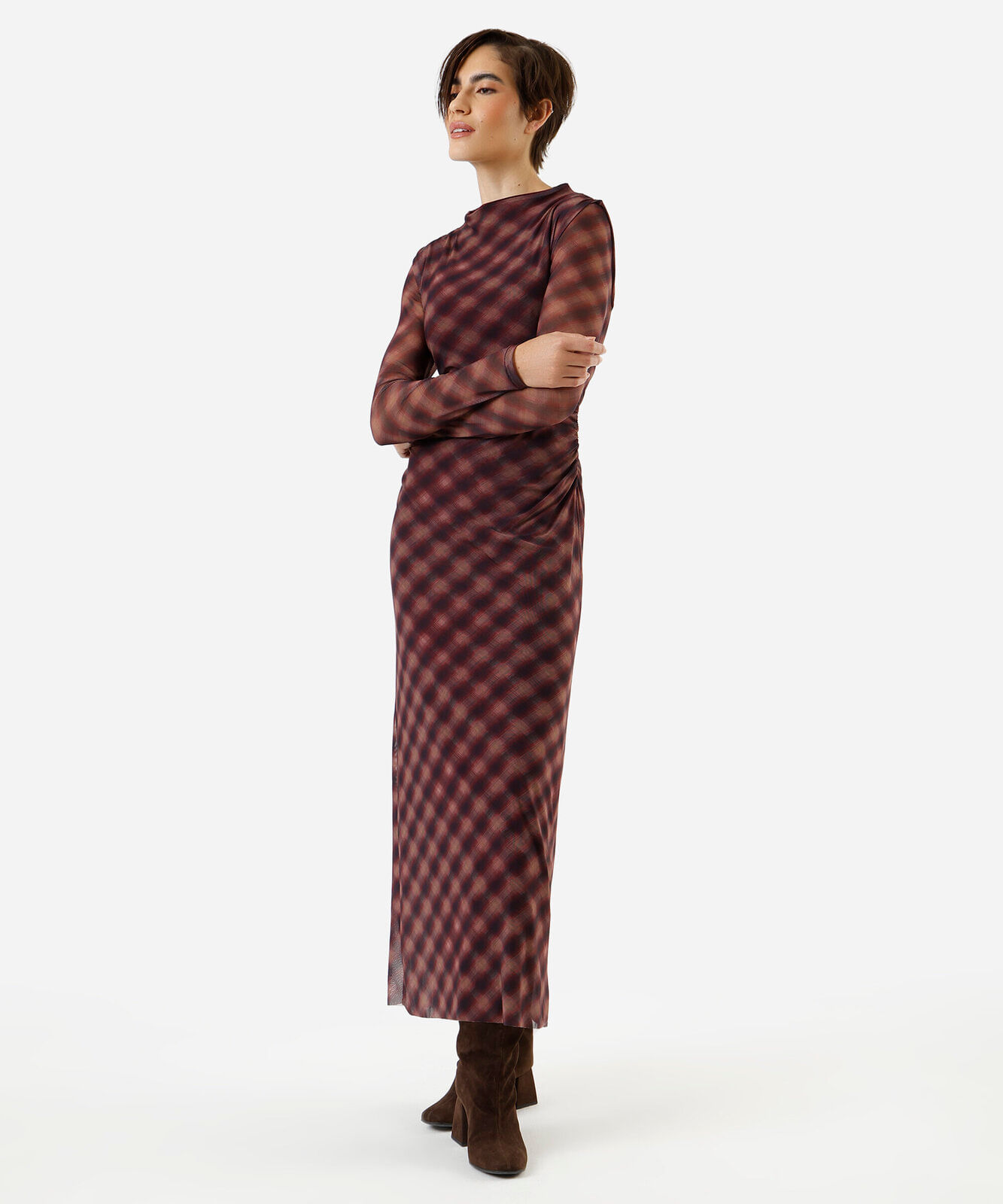 vestido midi feminino de tule franzido xadrez roxo