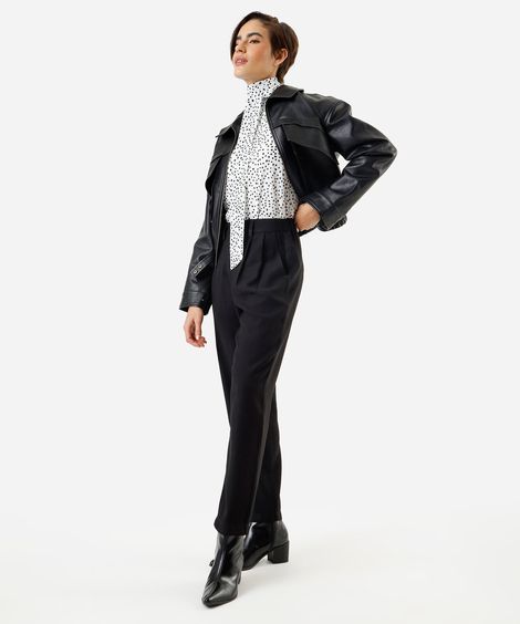 calça reta de alfaiataria feminina com viscose e pregas preto