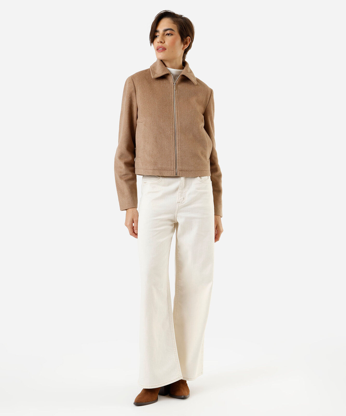 calça de sarja wide leg cropped cintura super alta bege