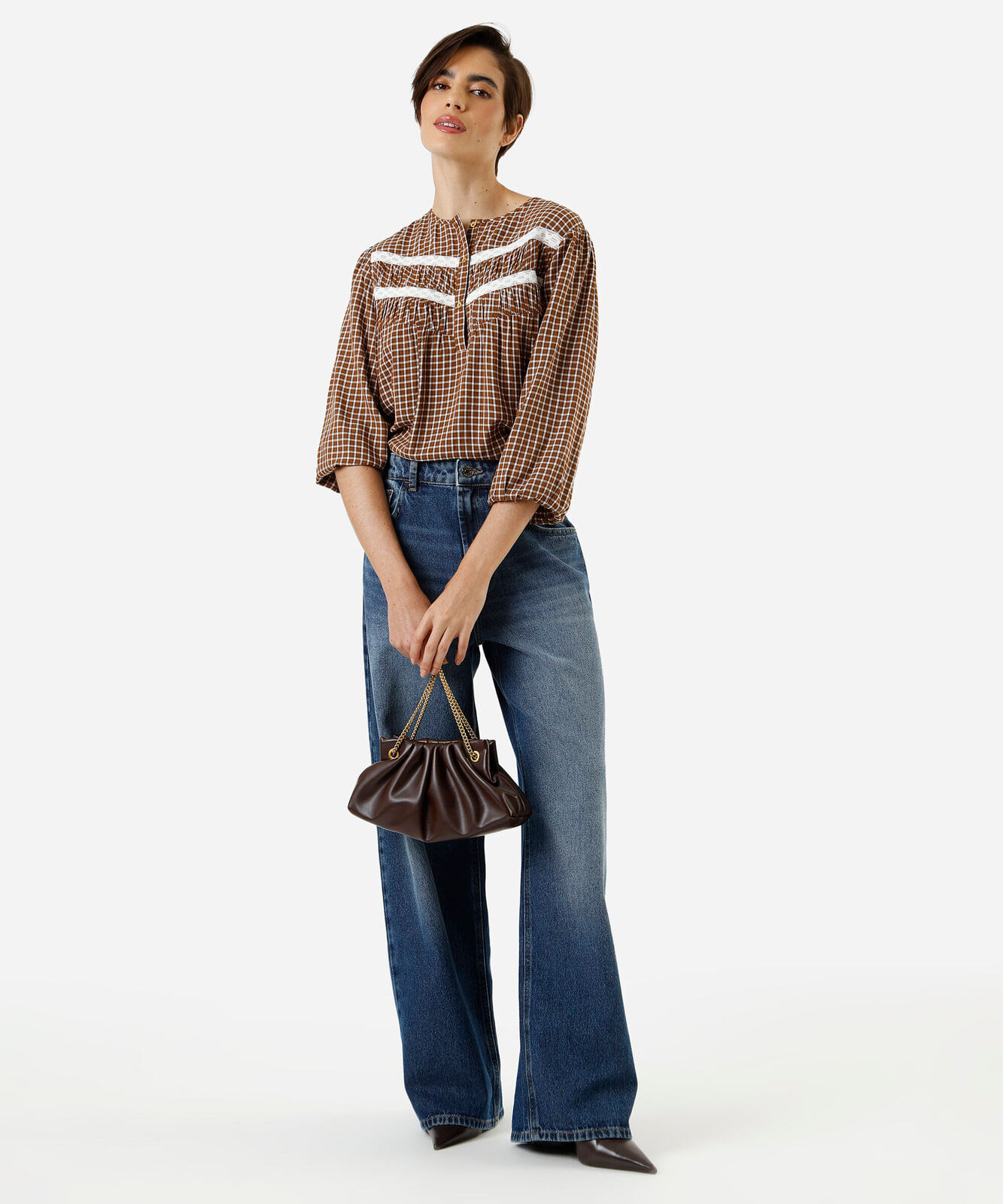 blusa feminina de viscose com renda xadrez marrom