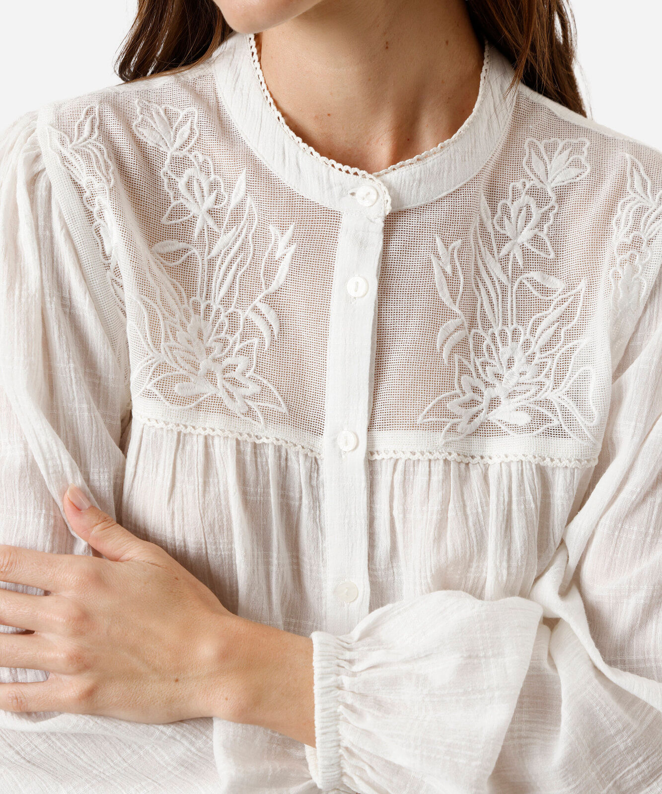 blusa feminina de viscose com renda off white