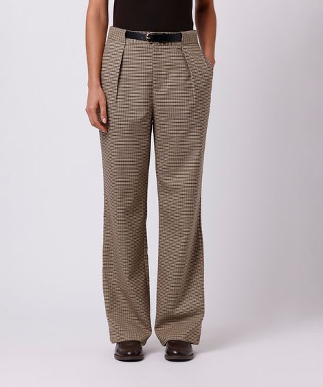 calça de alfaiataria feminina com pregas e cinto xadrez mindset colorida