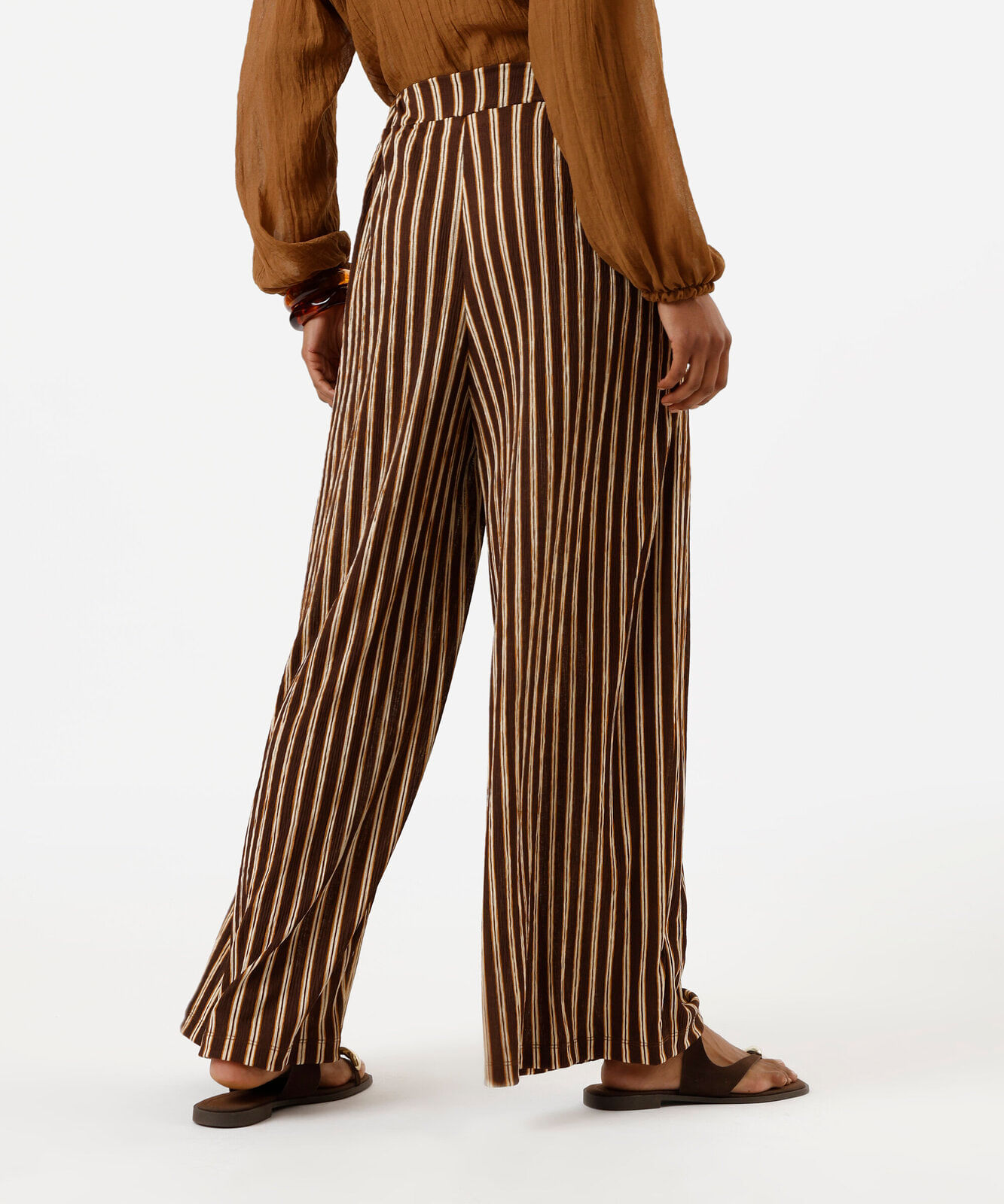 calça feminina wide led listrada marrom