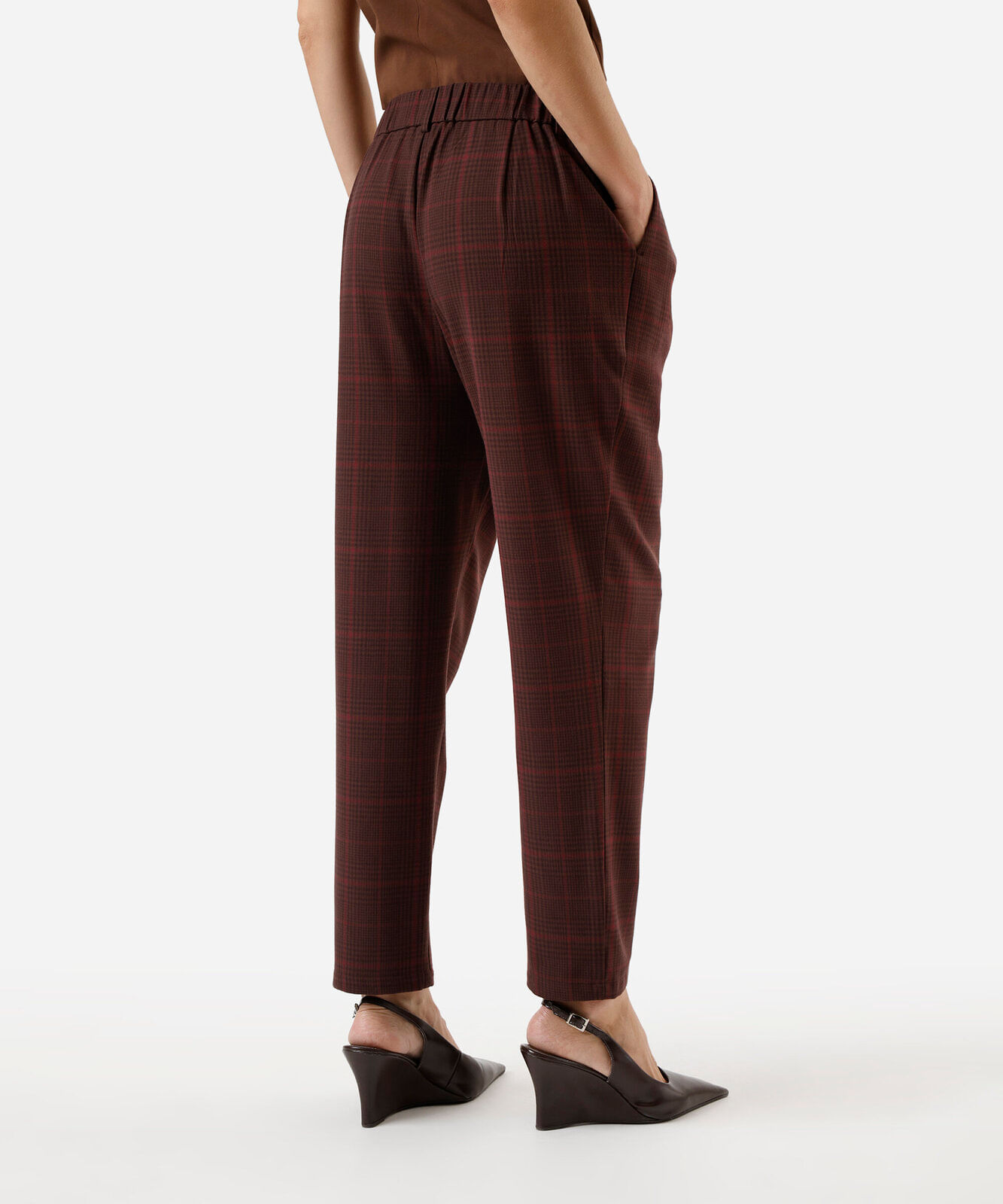 calça de alfaiataria feminina cós elástico com pregas xadrez vinho