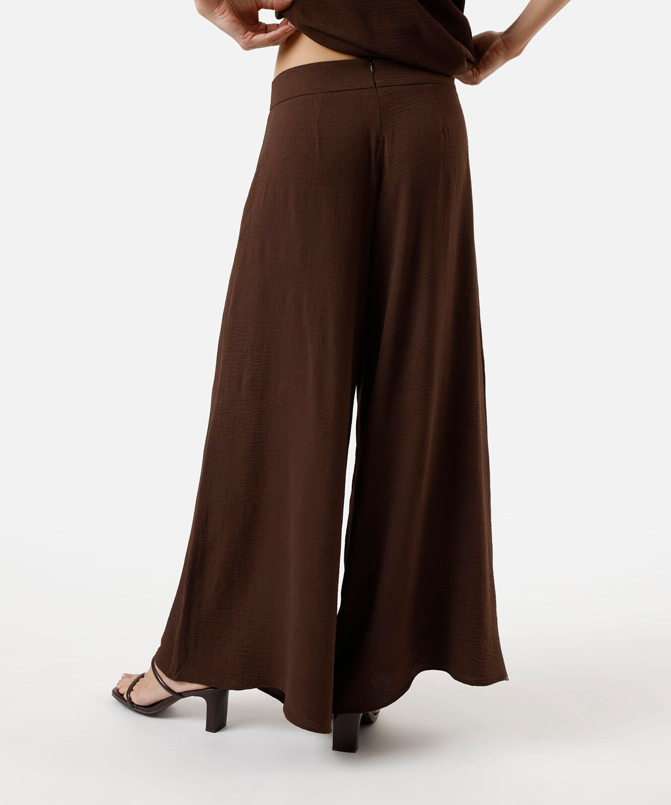 calça pantalona feminina cintura alta marrom