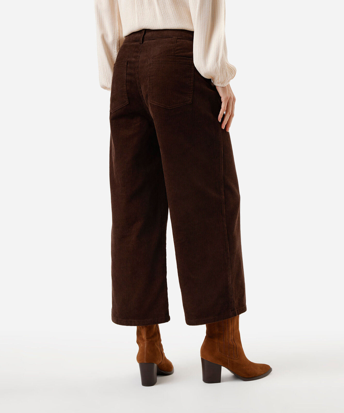 calça wide leg cropped marrom