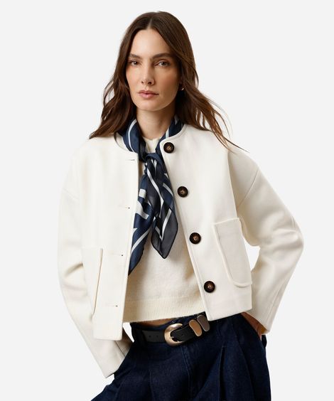 casaco feminino com bolsos texturizado bege