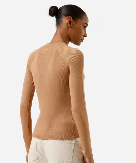 suéter feminino de tricot com botões canelado bege