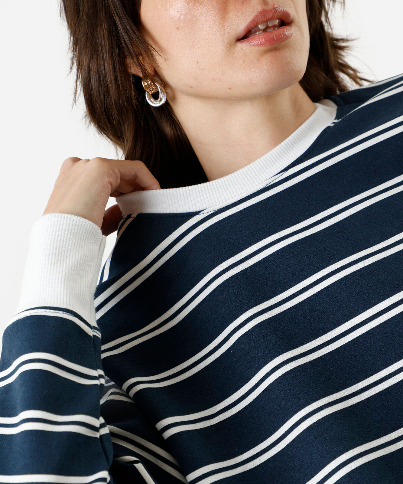 blusão feminino de moletom listrada off white