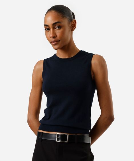 regata feminina de tricot decote redondo azul