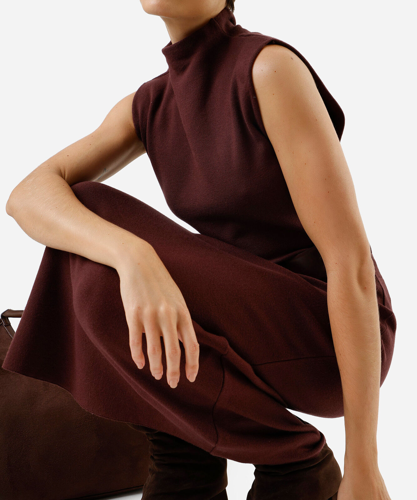 saia midi de tricot canelada marrom