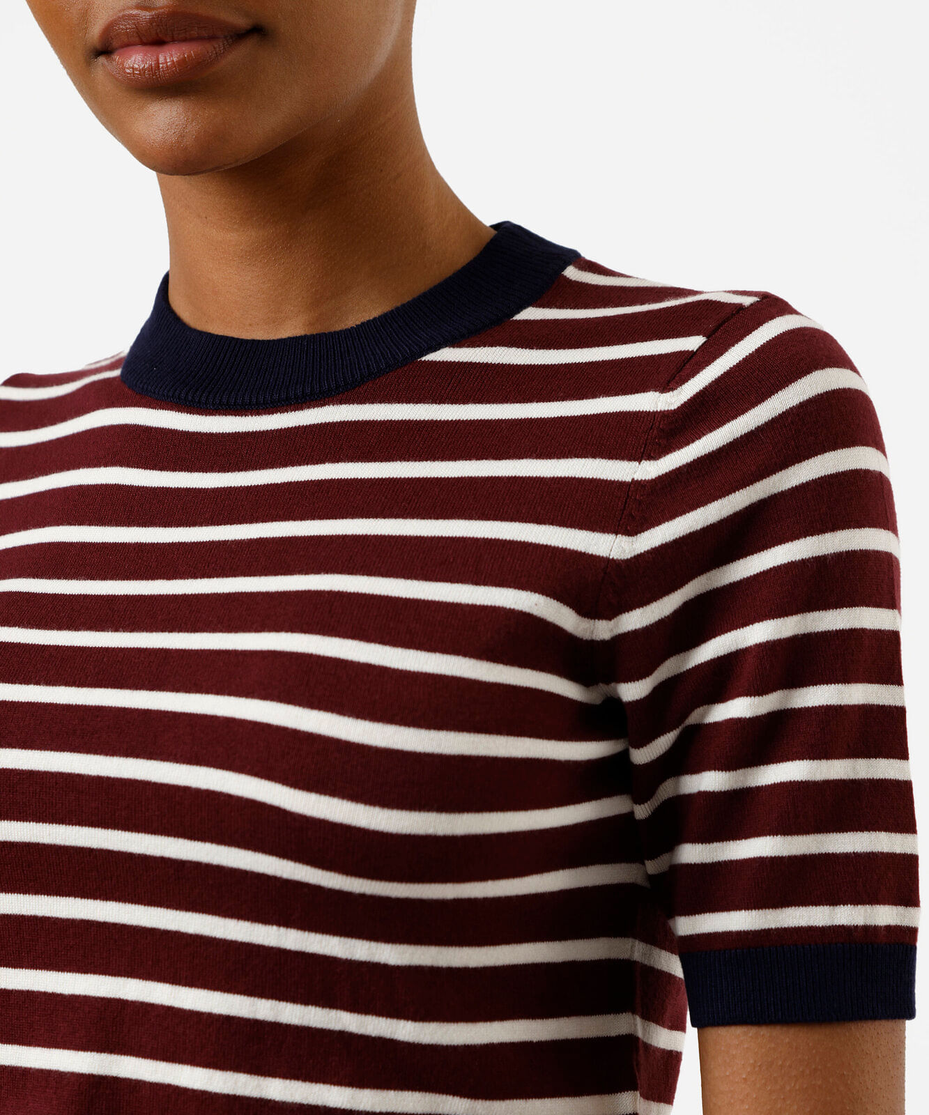 blusa feminina em tricot listrado vinho