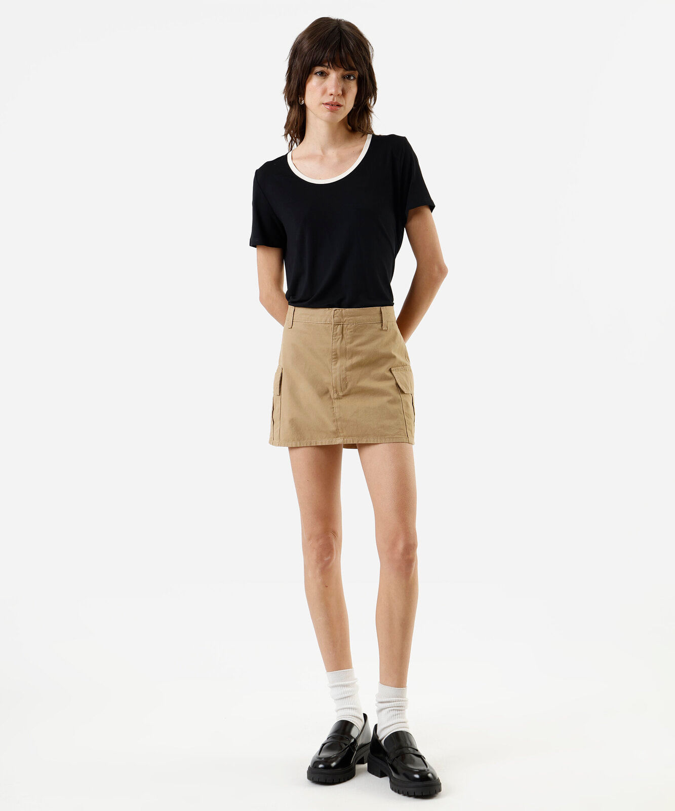 blusa de viscose decote bicolor preta