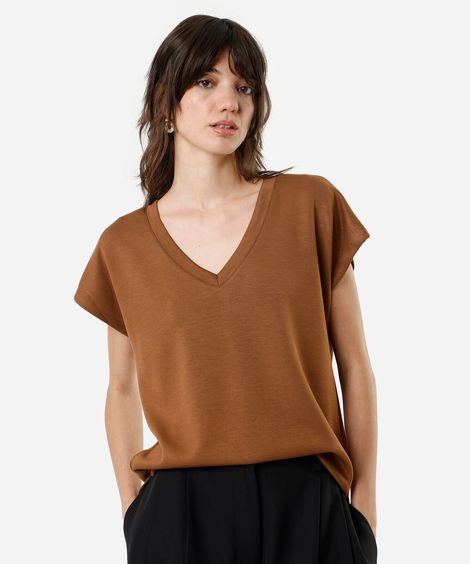 blusa básica feminina decote v manga curta bege