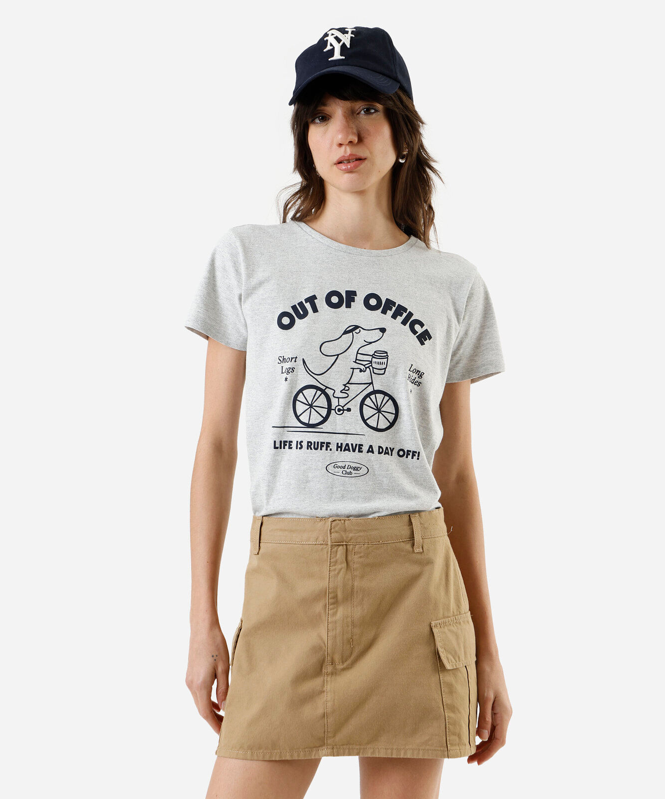 camiseta feminina de algodão out office cinza