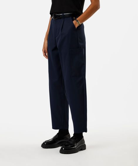 calça cargo de alfaiataria feminina com pregas azul