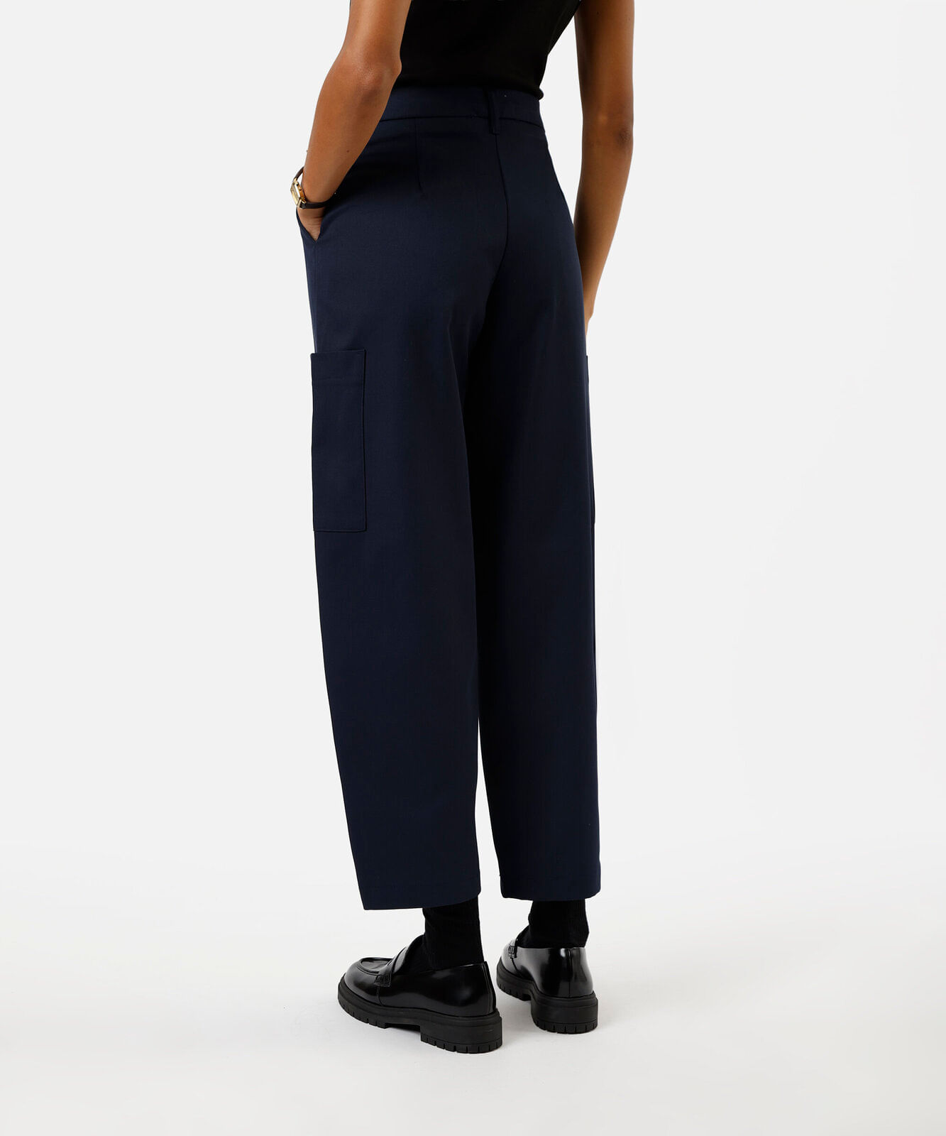 calça cargo de alfaiataria feminina com pregas azul