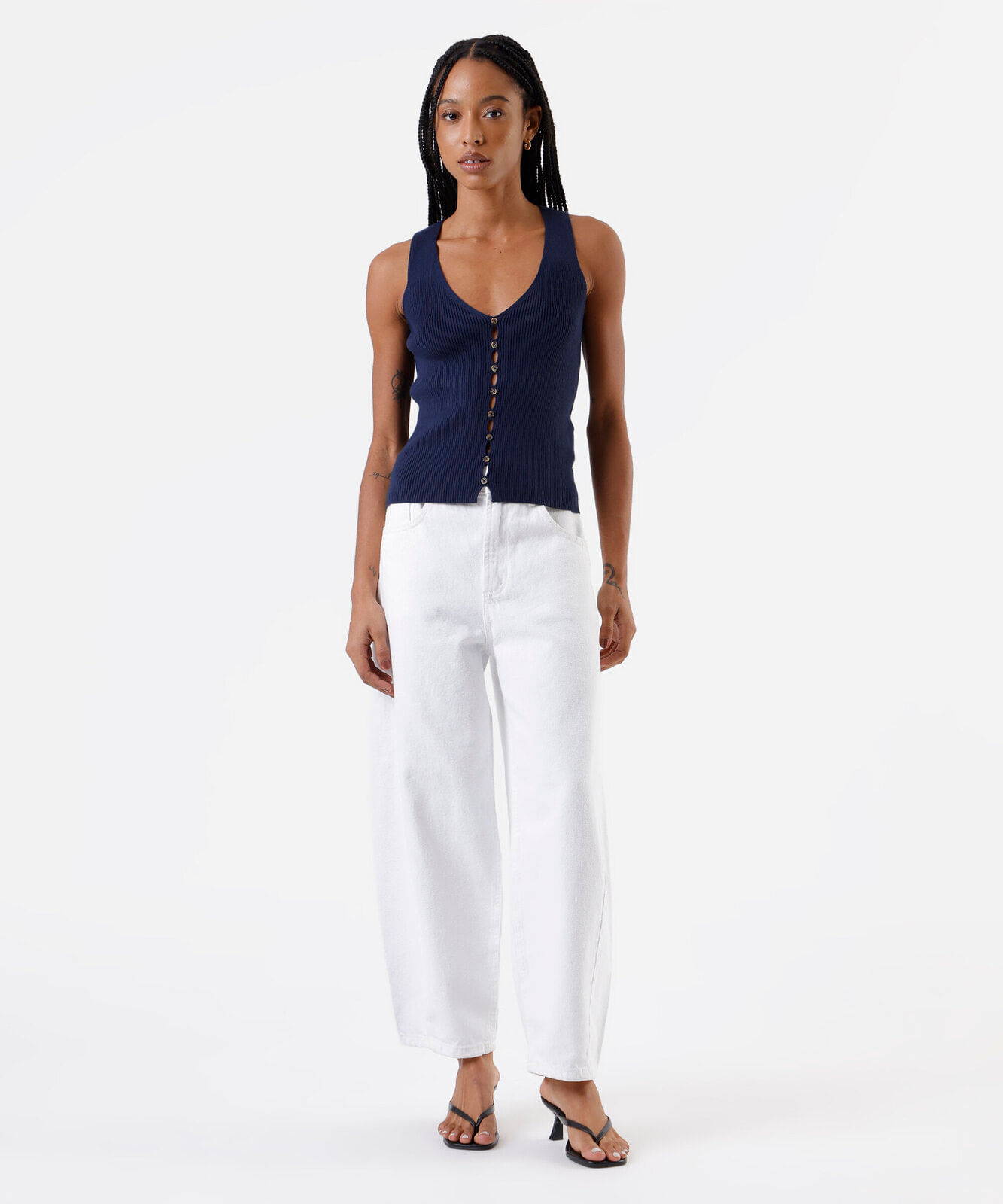 regata feminina de tricot decote v azul