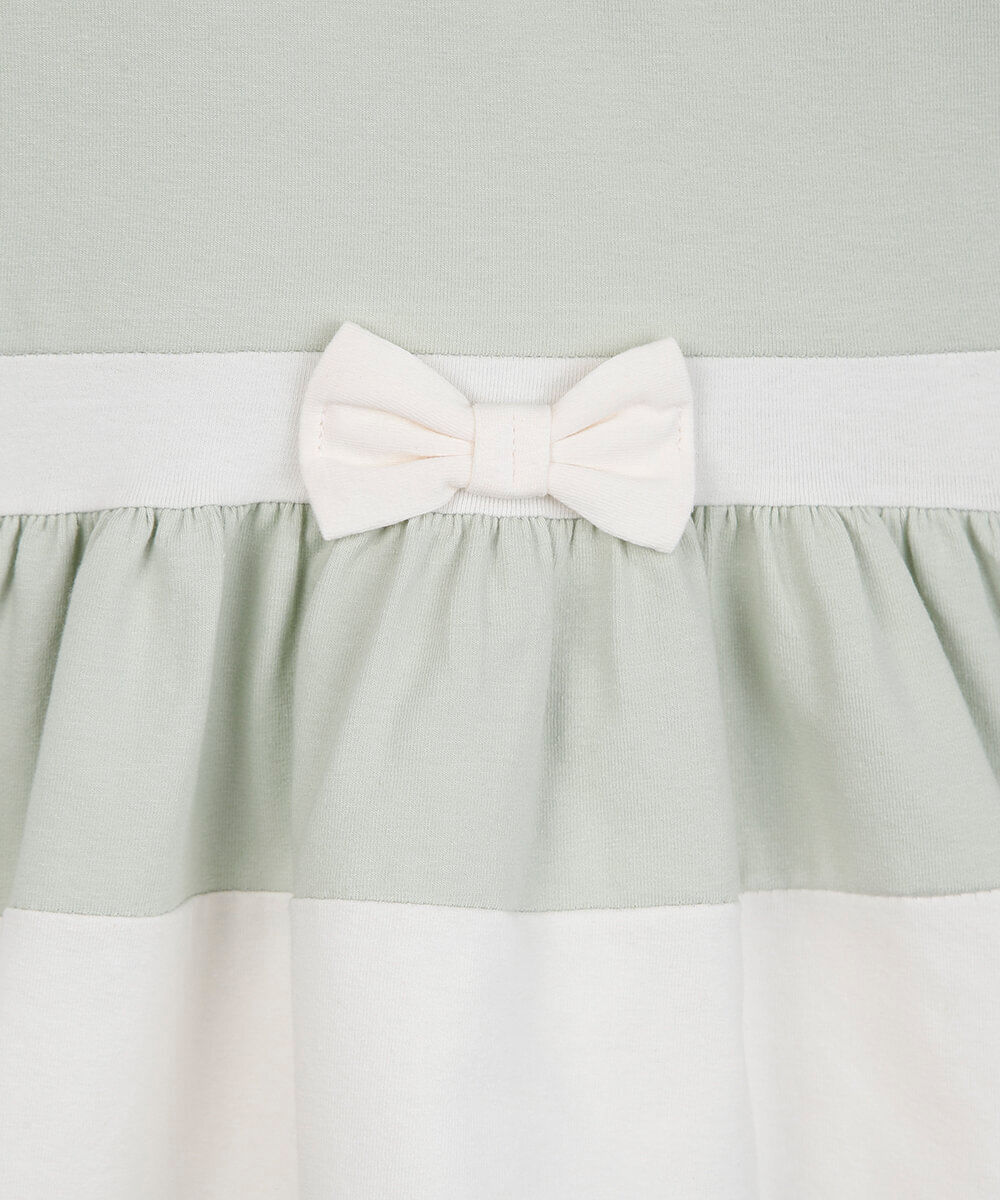 vestido curto infantil com recortes manga longa verde