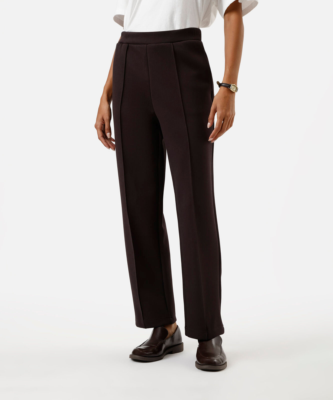 calça reta básica feminina com nervura  marrom
